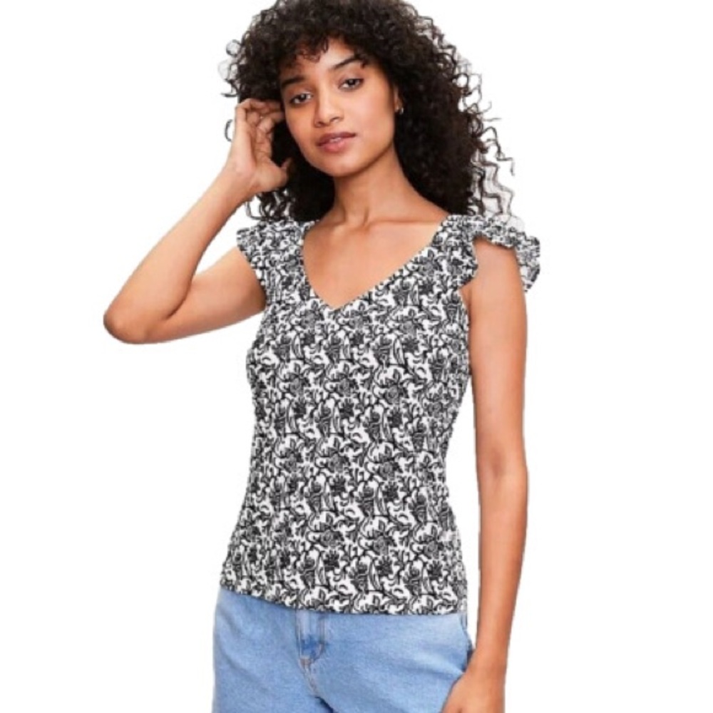 LOFT Black & White Floral Flutter Sleeve Top XS